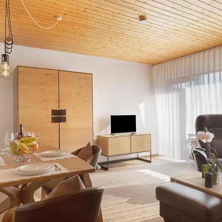 Traum-maisonette Auf 1000m Mit Pool Apartment *